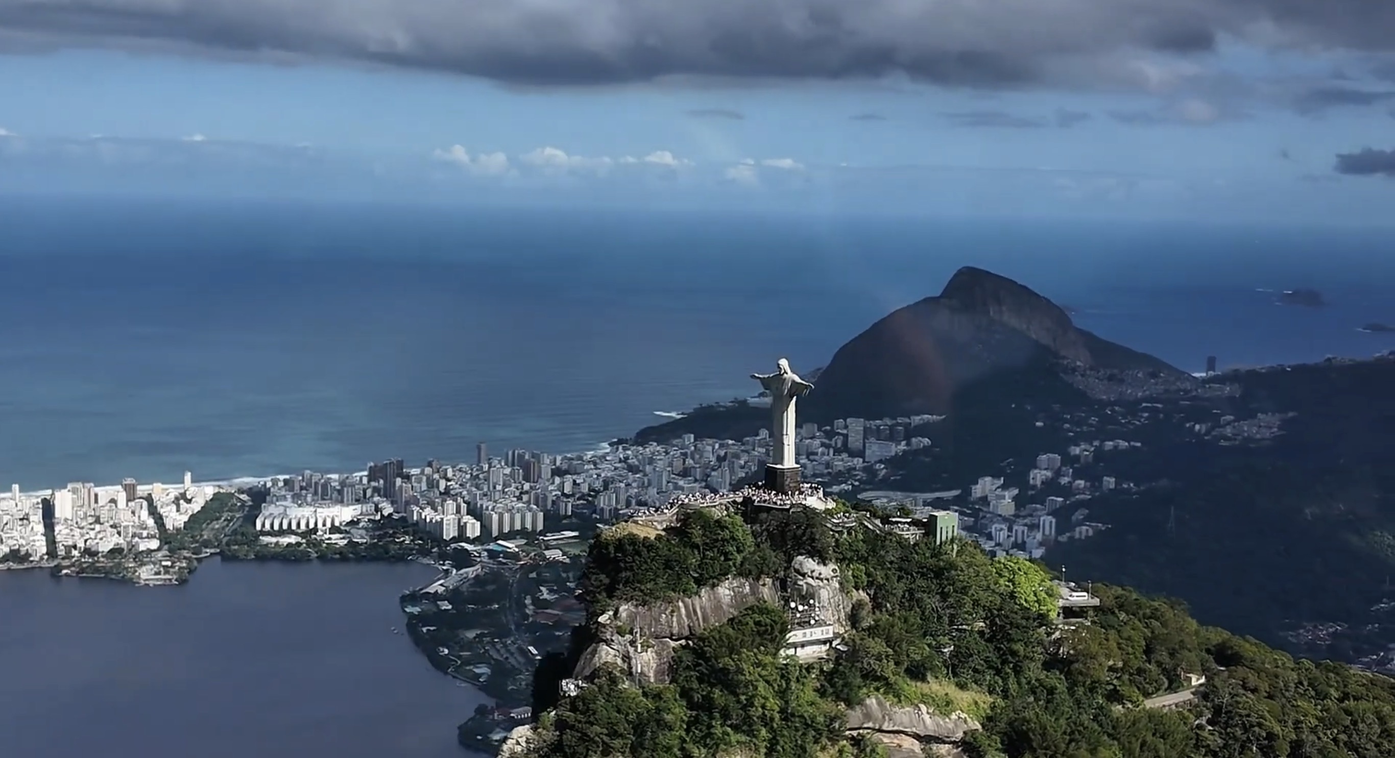 Vista panorámica de Rio de Janeiro desde el Corcovado