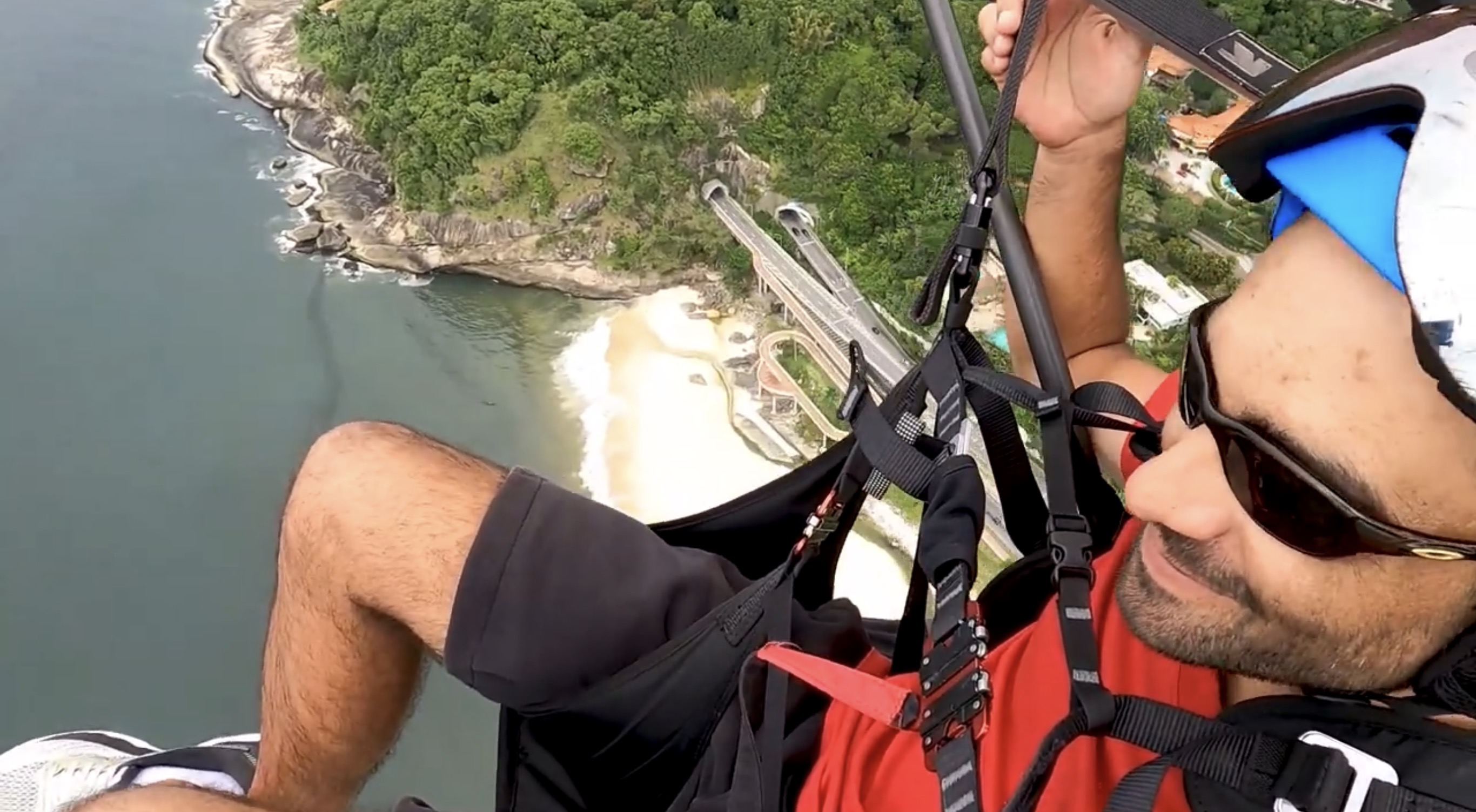 Mejor Época para tu Vuelo de Parapente en São Conrado: Clima y Temporadas Ideales